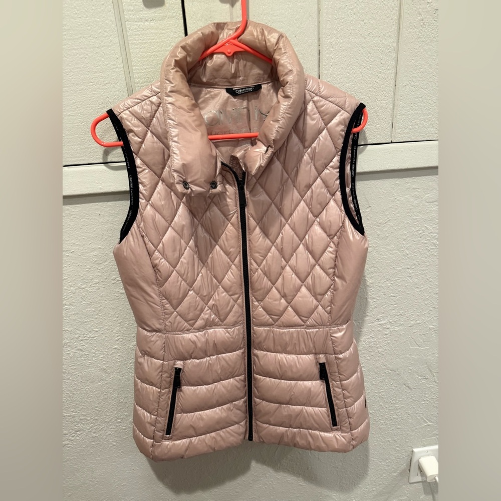 Calvin Klein Women's Light Pink Puffer Vest